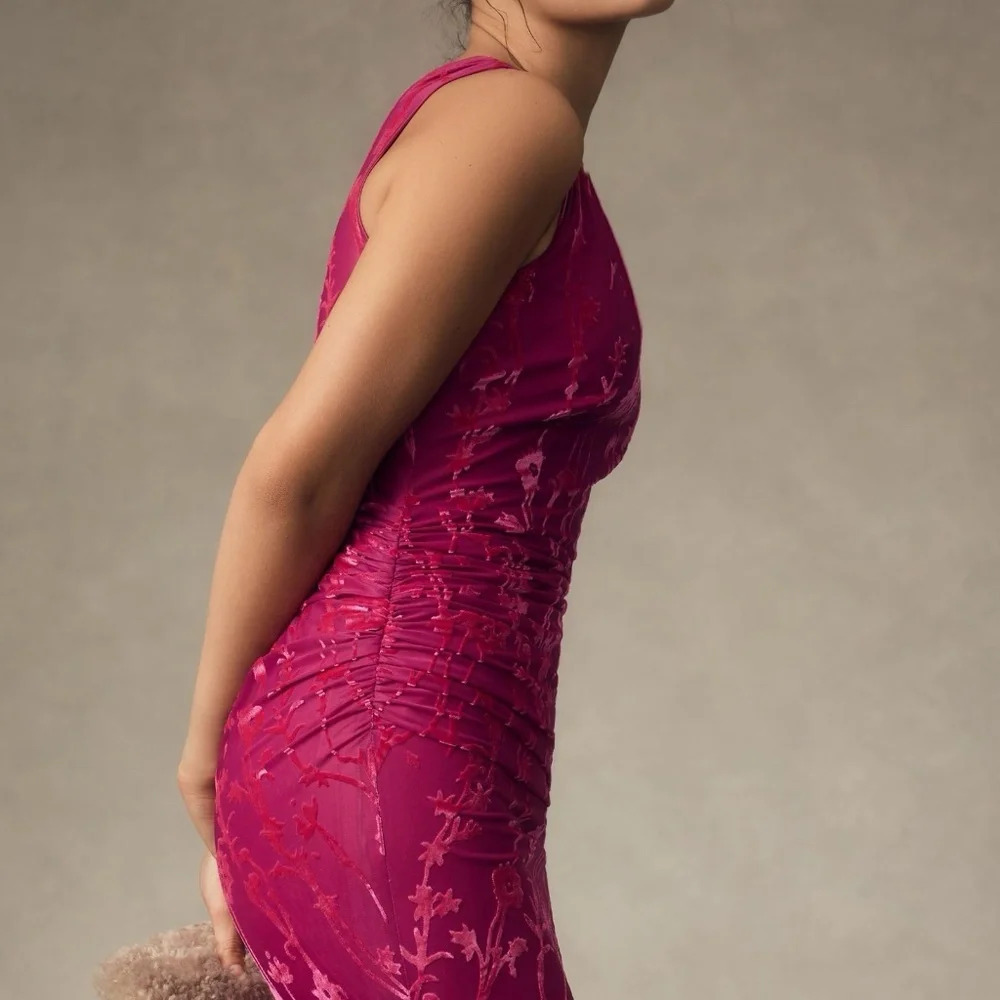 NWT Hutch One Shoulder Ruched Pink Velvet Dress Medium - Picture 10 of 12